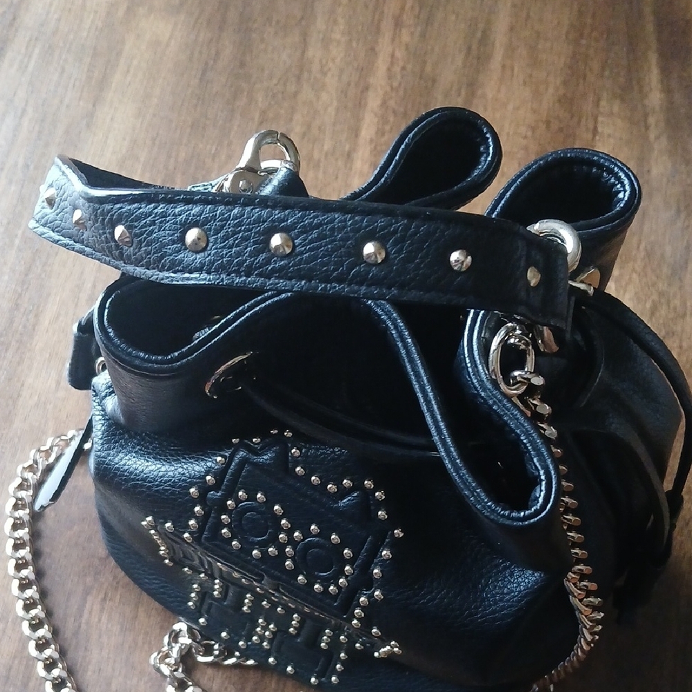 Betsey Johnson Black Studded Robot Drawstring Crossbody Bag 🤖🌹 - Picture 2 of 9